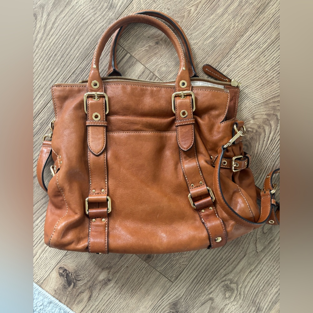 Stylish Brown Leather Michael Kors bag - Picture 3 of 3
